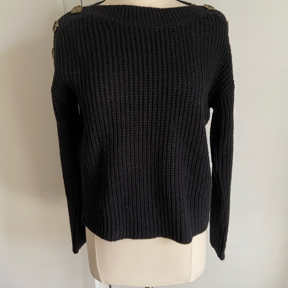 Derek Heart Black Crew Neck Sweater with Ribbed Texture